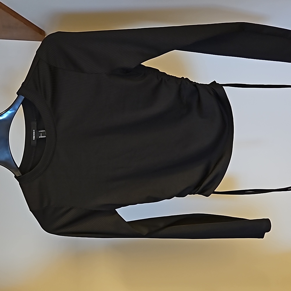 Forever 21 black ribbed long sleeve